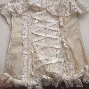 NWT Ivory Corsets Size 28